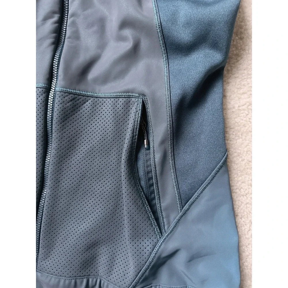 $178 NEW Lululemon Let's Get Visible Vest Size 6